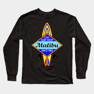 SURFING MALIBU CALIFORNIA SURF SHOP VINTAGE RETRO SURFBOARD Long Sleeve T-Shirt